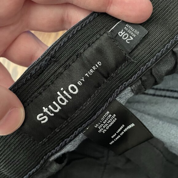 Studio By Torrid Women 20R Comfort Flex Waist Slim Taper High Rise Trouser Jean - Picture 9 of 10